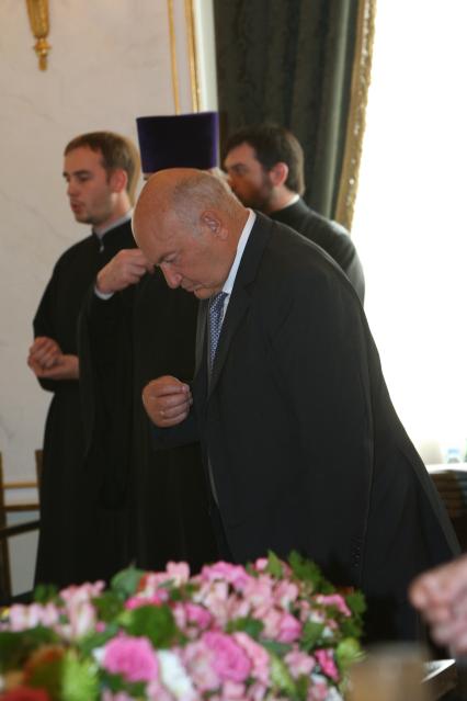 3 октября 2008 года. Резиденция Патриарха в Даниловом монастыре. Второе заседание Попечительского совета благотворительного фонда поддержки русских святынь на Святой Горе Афон. На снимке: Мэр Москвы Юрий Лужков.
