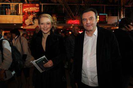 22 сентября 2010 года. Кинотеатр ПУШКИНСКИЙ. Премьера фильма КРАЙ. На снимке: актриса Юлия Пересильд и режиссер фильма Алексей Учител.