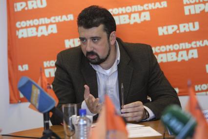 Дата съемки : 07.10.2010. В КП состоялась пресс-конференция группы по исполнению проекта ПАСПОРТ ЗДОРОВЬЯ ШКОЛЬНИКА. На фото: Александр Борисович Милкус