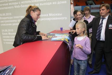 Дата съемки : 18.10.2010. Кубое кремля по теннису На фото : Вера Звонарева - теннисистка