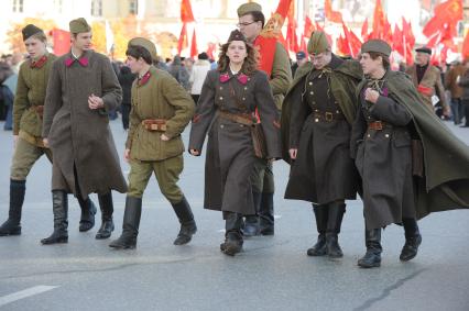 Митинги и шествия представителей левых сил, посвященные очередной годовщине Великой октябрьской социалистической революции, 7 ноября 2010.