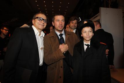 3 ноября 2010 года. Кинотеатр Пушкинский. Премьера фильма Брестская крепость. На снимке: актеры Игорь Угольников, Андрей Мерзликин и Алексей Копашов.