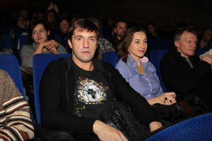 3 ноября 2010 года. Кинотеатр Пушкинский. Премьера фильма Брестская крепость. На снимке: актеры Владимир Вдовиченков и Ольга Филиппова.
