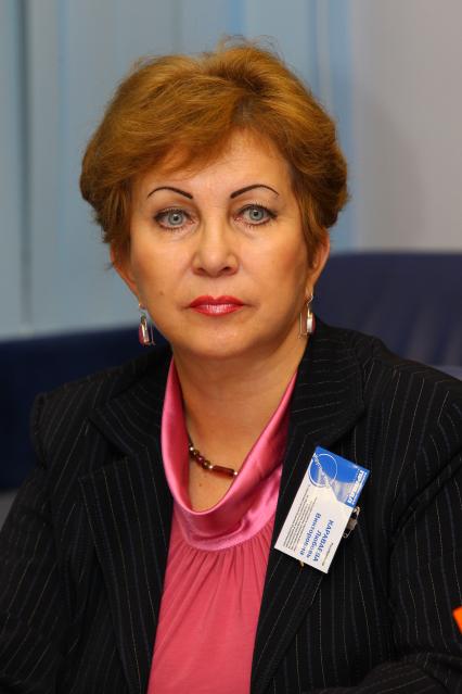 Дата съемки : 11.11.2010
В редакции кп состоялся круглый стол на тему : какие изменения ждут выпускников в следующем году !? В ней приняли участие представители Министерства образования и науки .
На фото : Караваева Любовь Викторовна