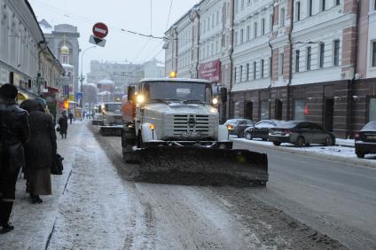 21 декабря 2009 года. Зима. Уборка снега