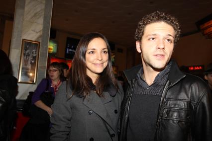 Дата съемки : 16.11.2010
В кинотеатре Kodak-Киномир прошла премьера фильма - НЕ СКАЖУ .
На фото : актер Константин Крюков со спутницей Алиной Алексеевой
