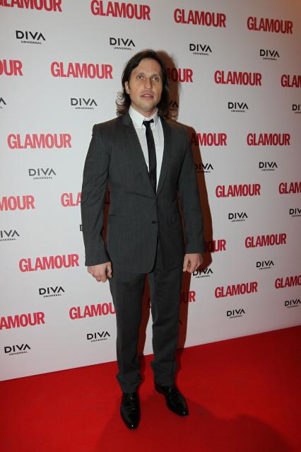 Дата съемки : 18.11.2010.
Театр `Новая Опера . Церемония вручения премии
 Glamour -  Женщина Года .
На фото :  Александр Ревва