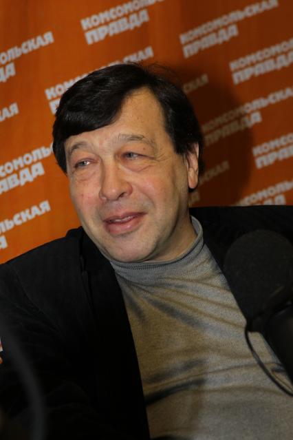 Дата съемки: 12 января 2011. Евгений Гонтмахер - член правления Института современного развития. На радио КП.