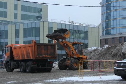 Дата съемки: 08 декабря  2010. Москва. Чистка, уборка снега, дворник, дворники