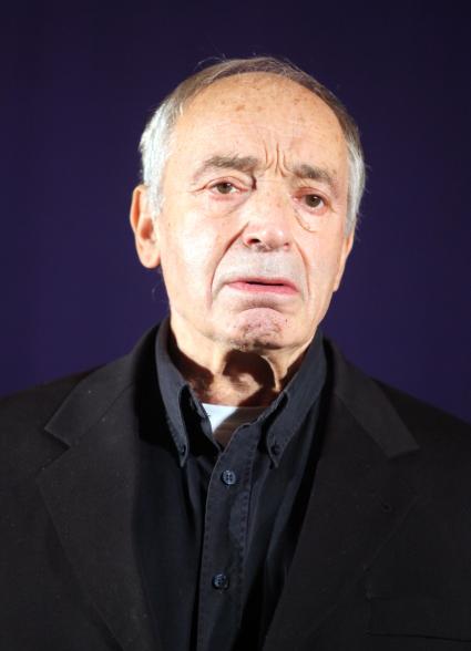 Премьера художественного фильма МАСТЕР И МАРГАРИТА экранизация одноимённого романа Михаила Булгакова, снятая в 1994 году. На снимке: Валентин Гафт - советский и российский актёр театра и кино, Народный артист РСФСР. 18 августа 2011 года.