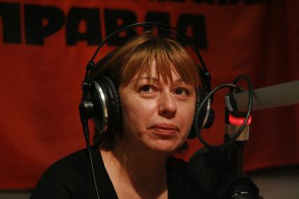 1 февраля 2010 года. Певица Алена Апина на радио КП.