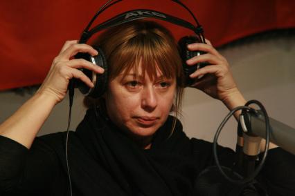 1 февраля 2010 года. Певица Алена Апина на радио КП.