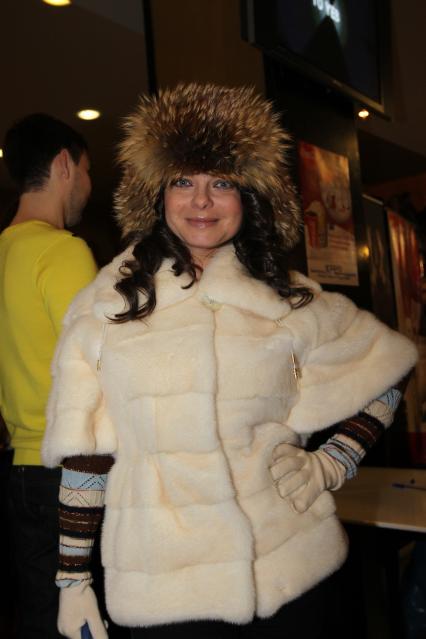 Россия. Москва. 18 января 2011. Наташа Королёва - советская и российская эстрадная певица на премьере фильма режиссера К.Кузина САМЫЙ ЛУЧШИЙ ФИЛЬМ 3-ДЭ в кинотеатре ОКТЯБРЬ.