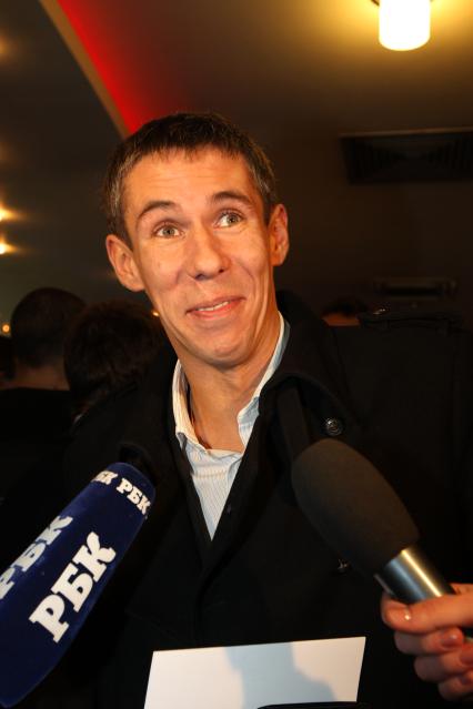 Россия. Москва. 18 января 2011. Алексей Панин - актер на премьере фильма режиссера К.Кузина САМЫЙ ЛУЧШИЙ ФИЛЬМ 3-ДЭ в кинотеатре ОКТЯБРЬ.