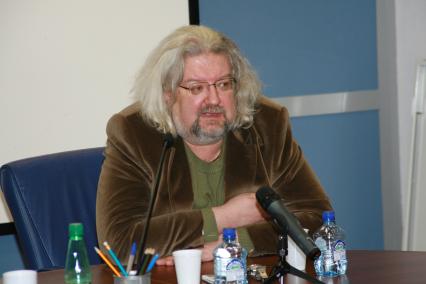 11 февраля 2010 года. Телеведущий Андрей Максимов.