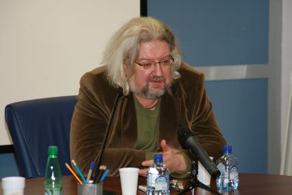 11 февраля 2010 года. Телеведущий Андрей Максимов.