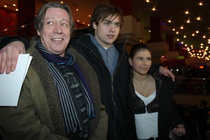 Россия. Москва. 18 января 2011. На снимке: актер Михаил Ефремов на премьере фильма режиссера К.Кузина САМЫЙ ЛУЧШИЙ ФИЛЬМ 3-ДЭ в кинотеатре ОКТЯБРЬ.