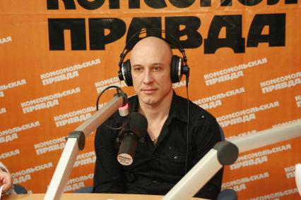 16 февраля 2010 года. Автор и исполнитель Денис Майданов в КП.