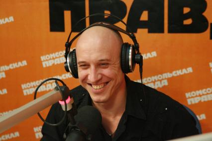 16 февраля 2010 года. Автор и исполнитель Денис Майданов в КП.