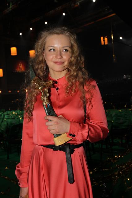 21 января 2011 Мосфильм. Вручение премии Национальной Академии кинематографических искусств и наук России ЗОЛОТОЙ ОРЕЛ. На снимке: актриса Юлия Пересильд.