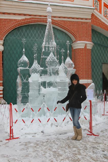 27 января 2011. Ледовые скульптуры на Красной площади.