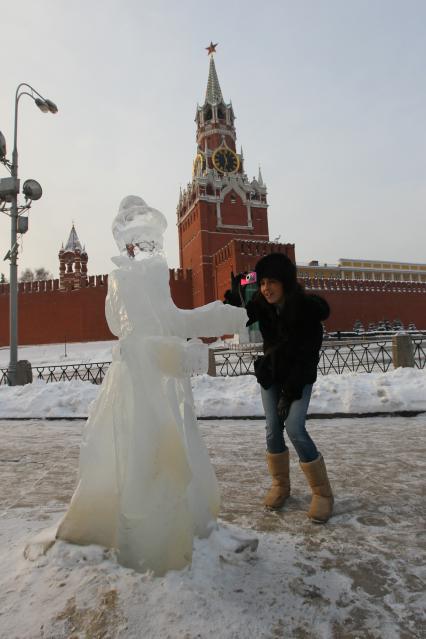 27 января 2011. Ледовые скульптуры на Красной площади.