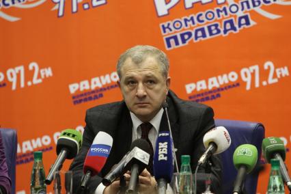 02 февраля 2011. Гоча Буачидзе, заместитель начальника отдела стран Ближнего Востока и Африки консульского департамента Министерства иностранных дел РФ. В гостях у ИД КП.