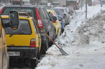 09 февраля 2011. Последствия сильного снегопада в Москве. Снегопад, уборка снега.