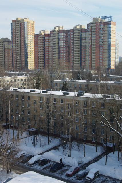 Хрущевки в районе станции Калужская, 17 февраля 2011 года. Снос домов, новое жилье, хрущевка, строительство, ипотека, затройка города