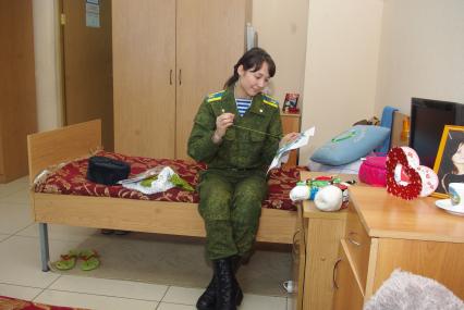 Девушки- курсанты 2 взвода рязанского десантного училища, Рязань, 18 февраля 2011 года. РВВДКУ, десантники, быт, казарма, армия, военная форма, женщины в армии