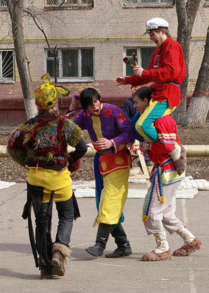 Масленница, проводы зимы, Саратов,9 марта 2008 года.