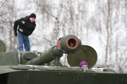 Военно -спортивная игра \"Вперед, мальчишки\", Москва, 26 февраля 2011 года.