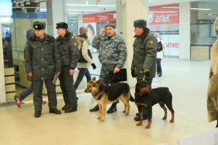 19 февраля 2011г. Развязка автомобильная, паркинг на планерной вовремя посещения Собянина.