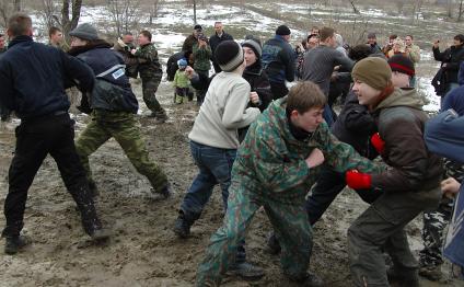 10 марта 2008. Волгоград. Проводы Масленицы.