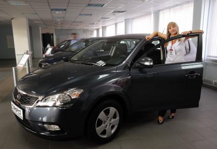 11 августа 2010, Волгоград. Автосалон KIA