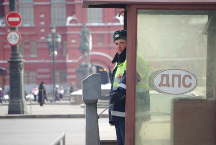С 1 марта 2011 милиция переименовывается в полицию, 28 февраля 2011 года.
