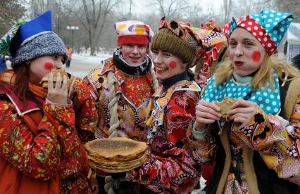 14 февраля 2010. Волгоград. Проводы Масленицы.