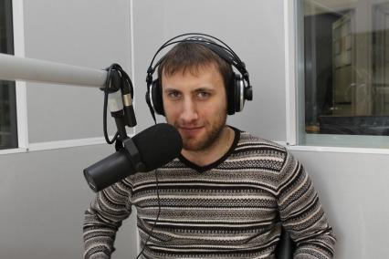 Радиоведущий КОМСОМОЛЬСКОЙ ПРАВДЫ Антон Челышев. 4 марта 2011 года.