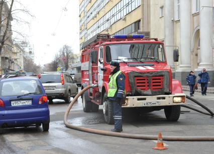 16 марта 2011 Москва. Пожар в конструкторском бюро КОМПАС .