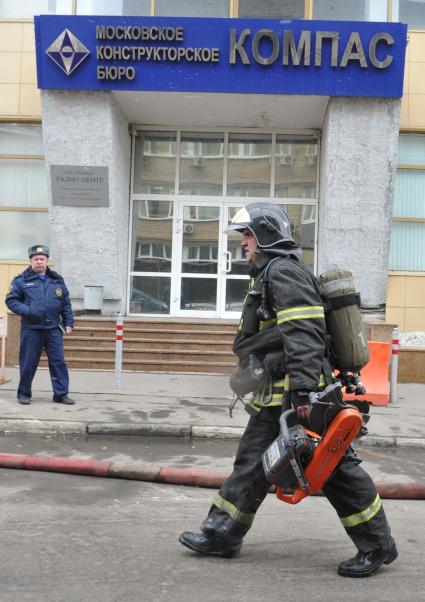 16 марта 2011 Москва. Пожар в конструкторском бюро КОМПАС .