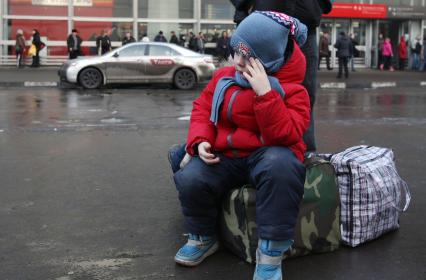 Такси на Курском вокзале, Москва, 3 марта 2011 года.