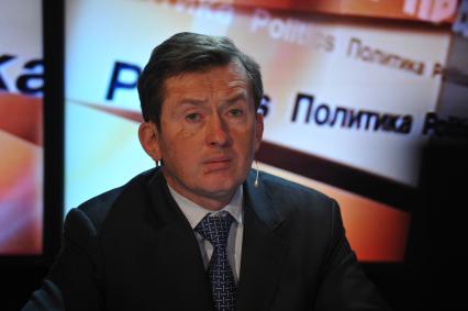 Политик, экономист Александр Починок на радио КП. 29 марта 2010 года.