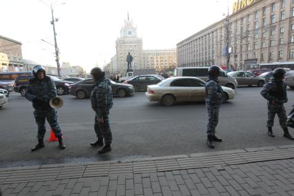 31 марта 2011 года. Россия,  Москва. Митинг оппозиции с Триумфальной площади на Пушкинскую.