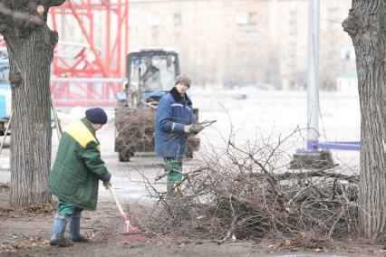 Центральный парк имени Горького- начало благоустройства и реконструкции, Москва, 12 апреля 2011 года