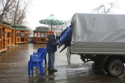 Центральный парк имени Горького- начало благоустройства и реконструкции, Москва, 12 апреля 2011 года