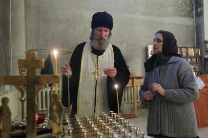 Отец Николай, в миру Николай Булгаков. Настоятель храма Державной иконы Божией Матери (г. Жуковский, пос. Кратово) и член Союза писателей России, бывший журналист КП. 21 декабря 2010 года.