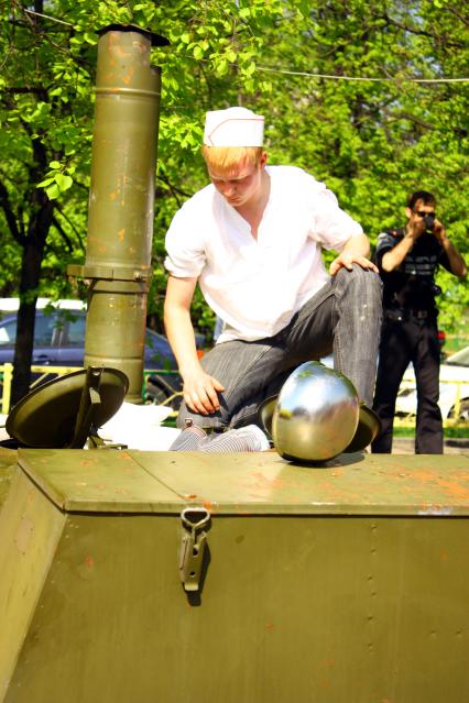 Москва 09 мая 2010 год. Военно-полевая кухня. Армейская еда.