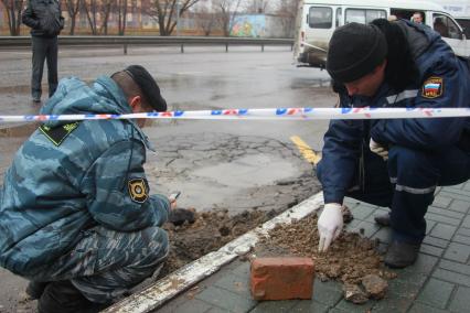 12 апреля 2011г. В Москве на улице Рябиновая произошел взрыв. Взрыв произошел на остановке общественного транспорта.