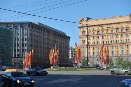 Здание ФСБ на Лубянской площади, Москва, 10 мая 2011 года