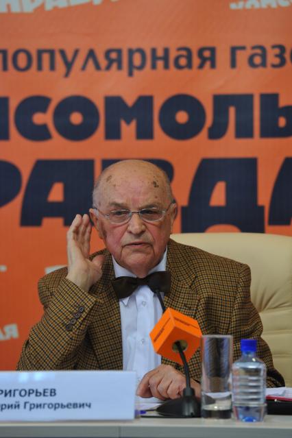 05 мая 2011г. Ведущий научный сотрудник ФМБЦ им.А.И. Бурназяна ФМБА России профессор Юрий Григорьев. В гостях ИД КП.